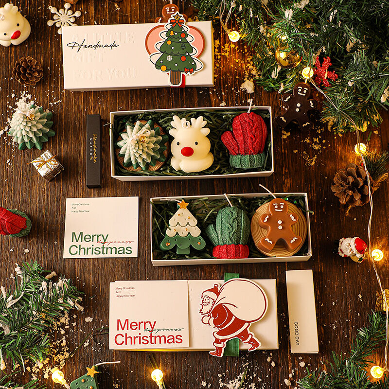 Christmas gift Handmade Aussie Christmas Scented Candle Set - Random Festive Designs (Reindeer, Tree, Gingerbread & More) for Gifting & Decor Product Description